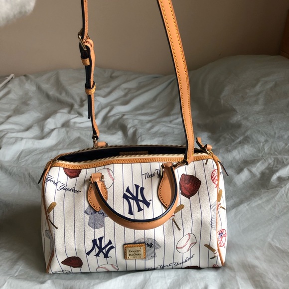 Dooney & Bourke Bags New York Yankee Dooney Bourke Purse Poshmark
